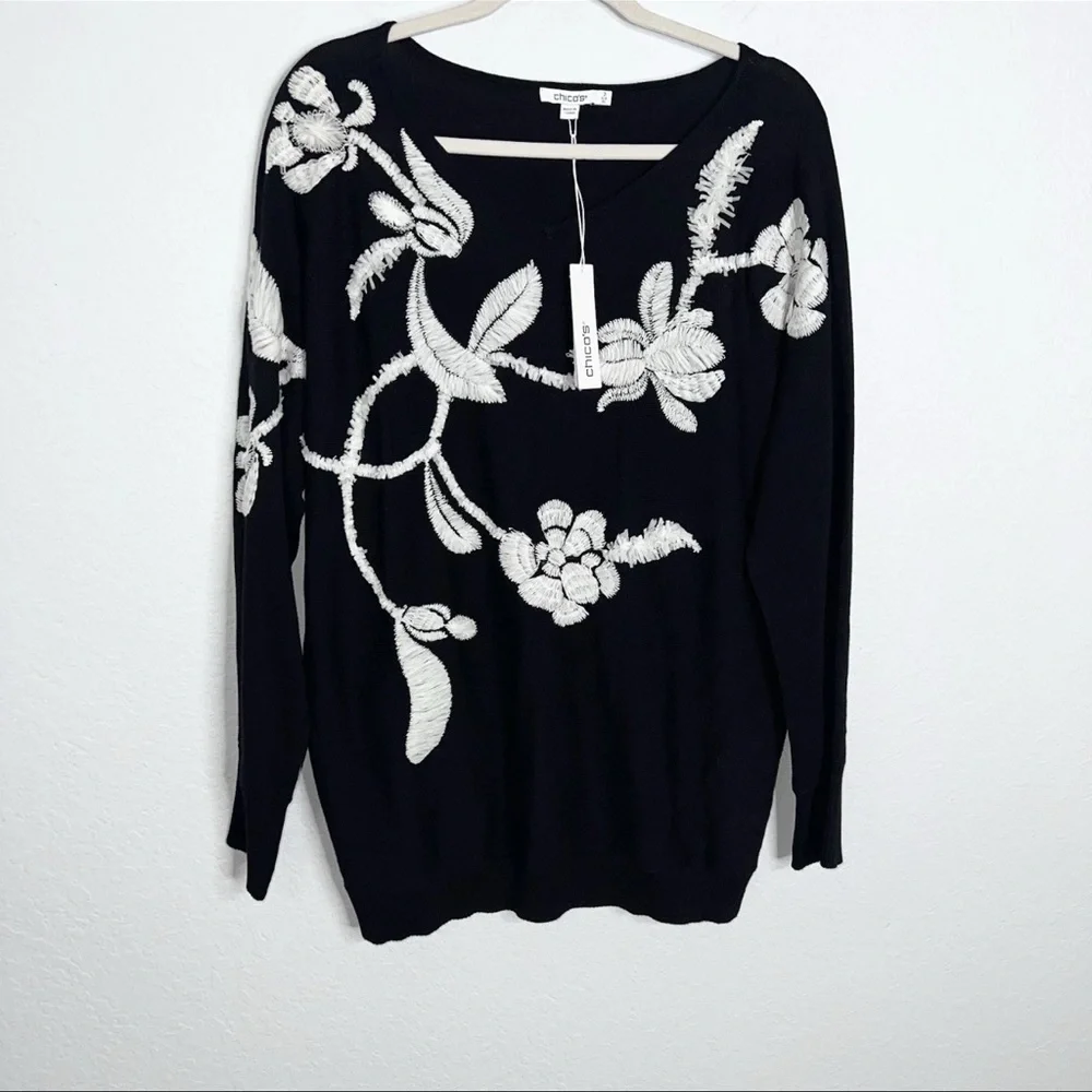 Chico's Sweater Womens XL 16 3 Dolman Sleeve Black White Embroidered Floral BB